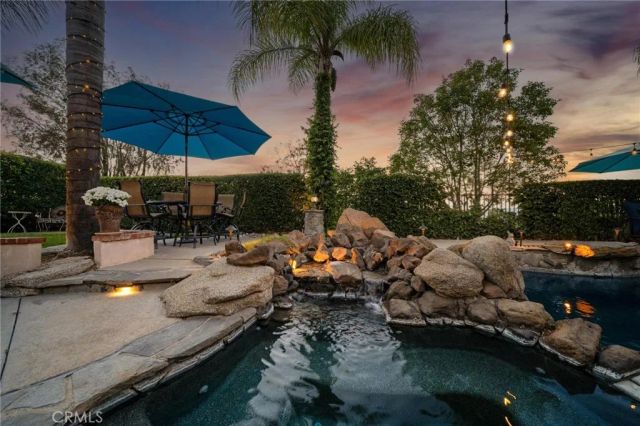 24238 Cary Court, Newhall, CA 91321