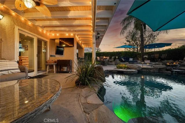 24238 Cary Court, Newhall, CA 91321