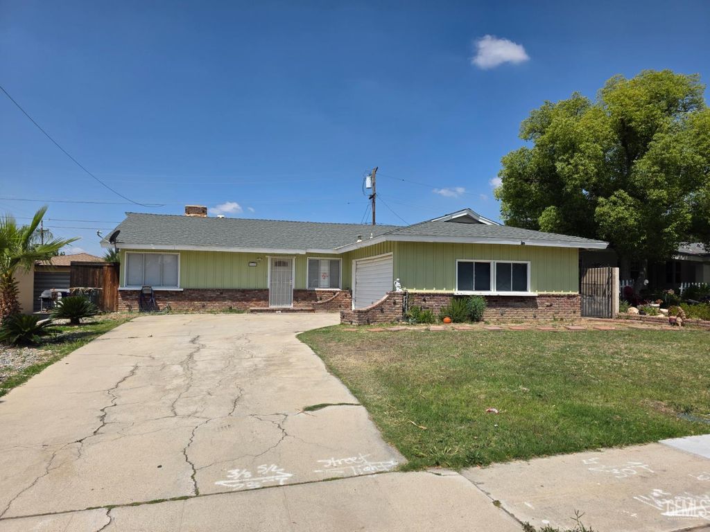 3612 Eton Street, Bakersfield, CA 93306