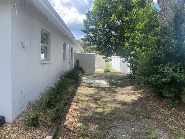 2229 MONTCLAIR DRIVE, Sarasota, FL 34231