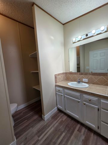 424 32 Rd Trlr 286, Clifton, CO 81520