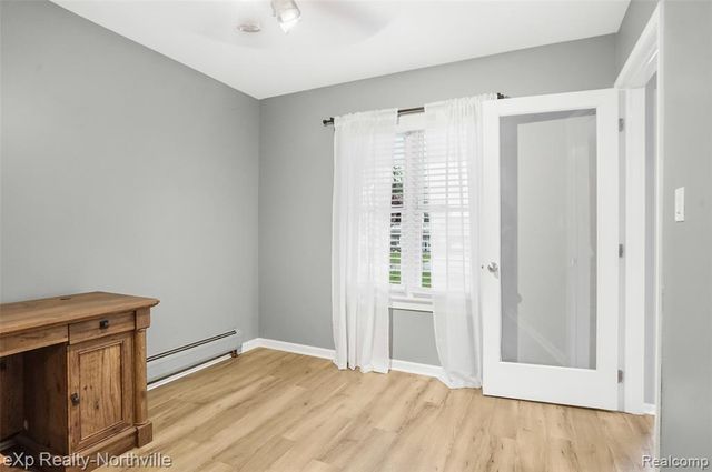 1929 Hopkins Drive, Wixom, MI 48393