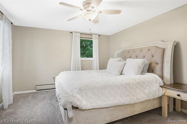 1929 Hopkins Drive, Wixom, MI 48393