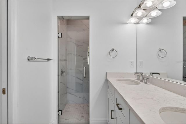 405 E BOYER STREET, Tarpon Springs, FL 34689