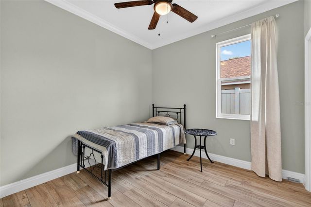 405 E BOYER STREET, Tarpon Springs, FL 34689