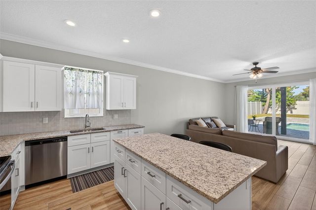 405 E BOYER STREET, Tarpon Springs, FL 34689