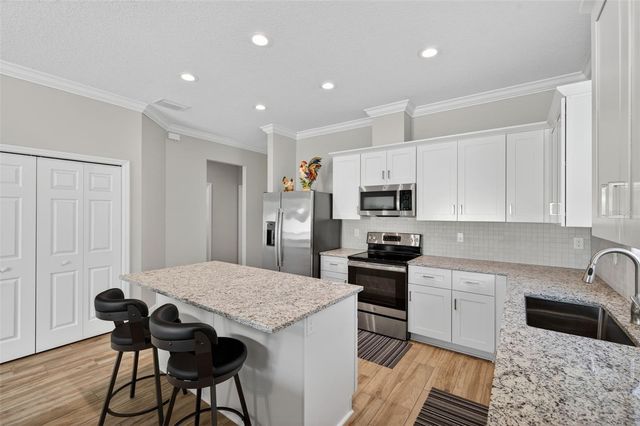 405 E BOYER STREET, Tarpon Springs, FL 34689