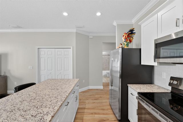 405 E BOYER STREET, Tarpon Springs, FL 34689