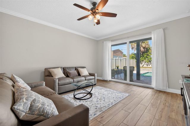 405 E BOYER STREET, Tarpon Springs, FL 34689