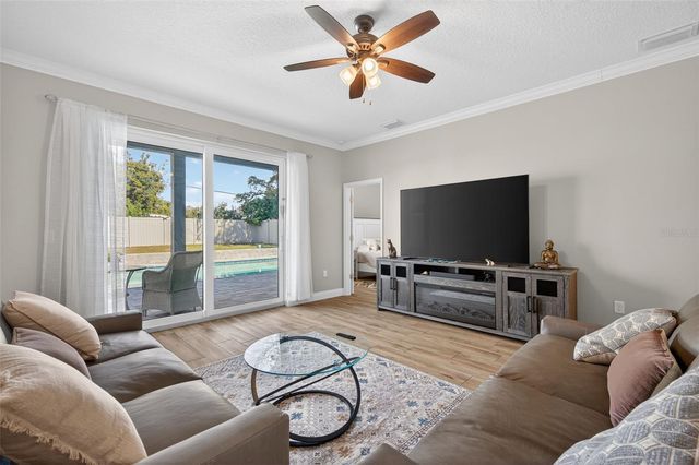 405 E BOYER STREET, Tarpon Springs, FL 34689