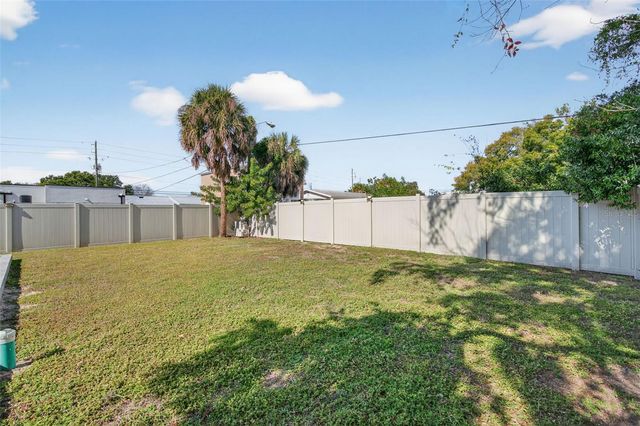 405 E BOYER STREET, Tarpon Springs, FL 34689