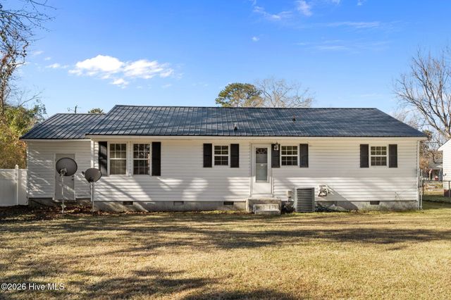 608 Williams Street, Jacksonville, NC 28540