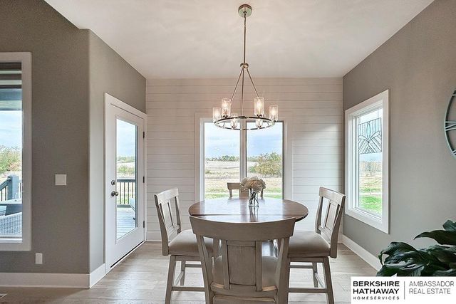 20906 Sandstone Lane, Gretna, NE 68028