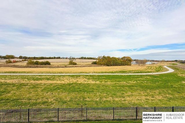 20906 Sandstone Lane, Gretna, NE 68028