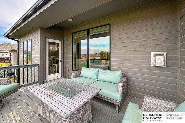 20906 Sandstone Lane, Gretna, NE 68028