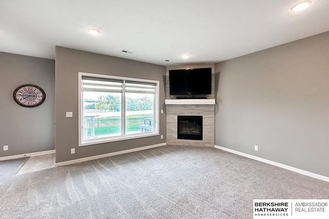 20906 Sandstone Lane, Gretna, NE 68028