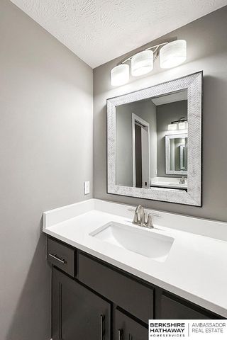 20906 Sandstone Lane, Gretna, NE 68028