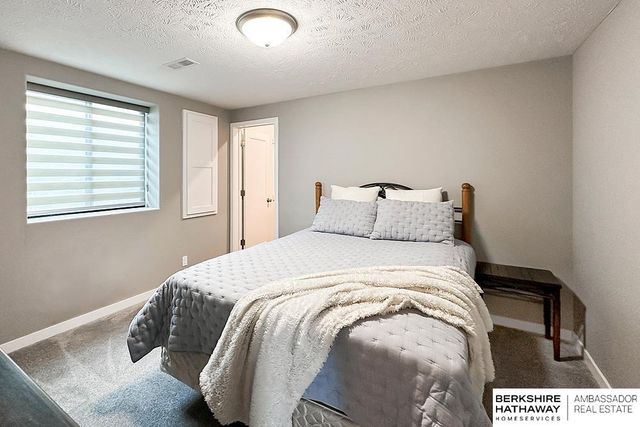 20906 Sandstone Lane, Gretna, NE 68028