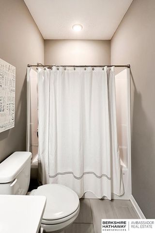 20906 Sandstone Lane, Gretna, NE 68028