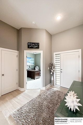 20906 Sandstone Lane, Gretna, NE 68028