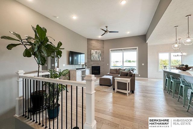 20906 Sandstone Lane, Gretna, NE 68028