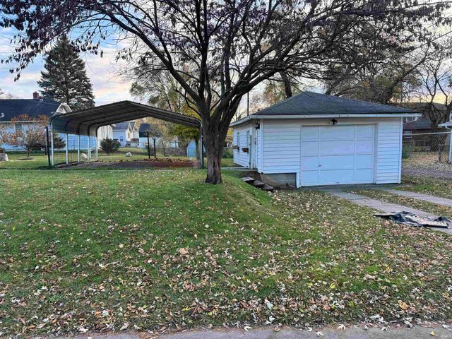 1201 Oakland Street, South Bend, IN 46615