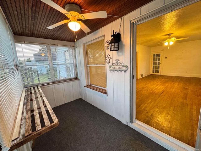 1201 Oakland Street, South Bend, IN 46615