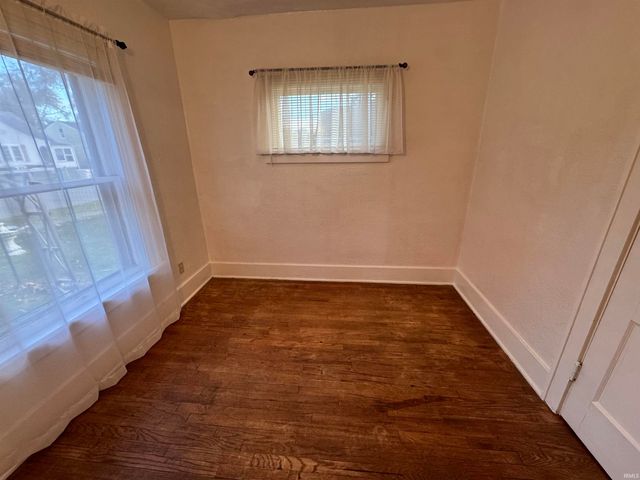 1201 Oakland Street, South Bend, IN 46615