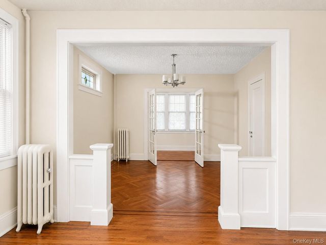 6442 Catalpa Avenue 1 FL, Ridgewood, NY 11385