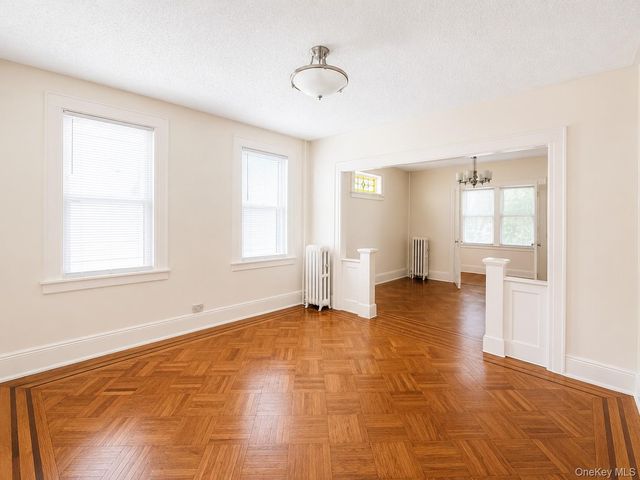6442 Catalpa Avenue 1 FL, Ridgewood, NY 11385