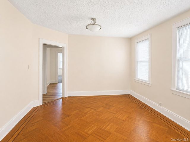 6442 Catalpa Avenue 1 FL, Ridgewood, NY 11385
