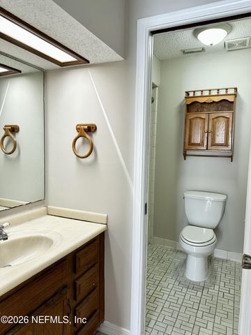 11571 FT CAROLINE LAKES Drive, Jacksonville, FL 32225