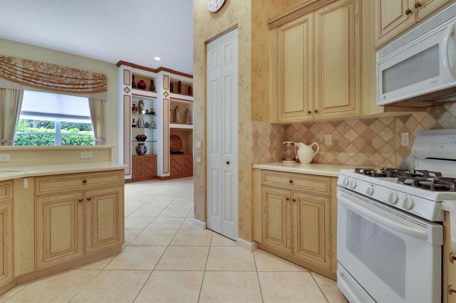 108 NW Lawton Road, Port St. Lucie, FL 34986