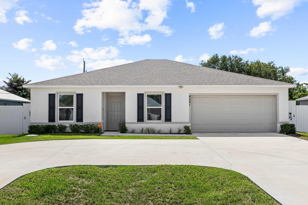 4581 SW Darwin Boulevard, Port St. Lucie, Port St Lucie, FL 34953