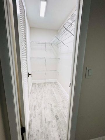 293 Flanders G, Delray Beach, FL 33484