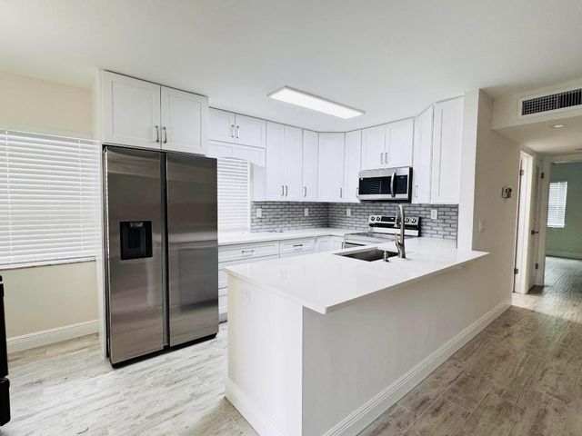 293 Flanders G, Delray Beach, FL 33484