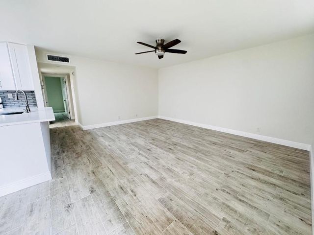 293 Flanders G, Delray Beach, FL 33484