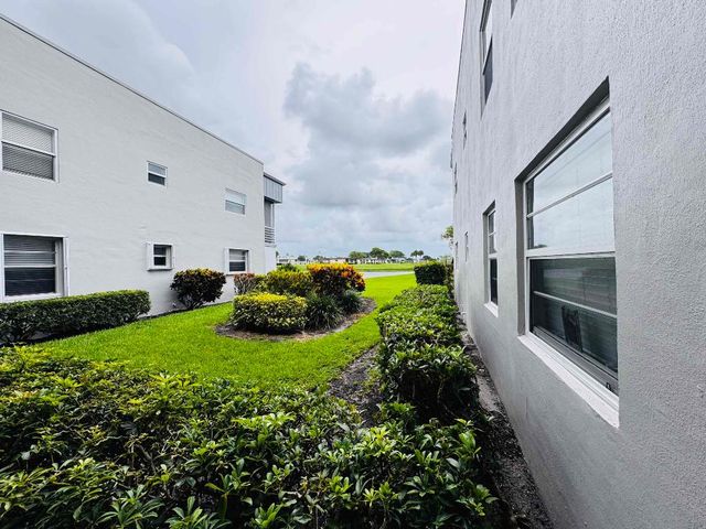 293 Flanders G, Delray Beach, FL 33484