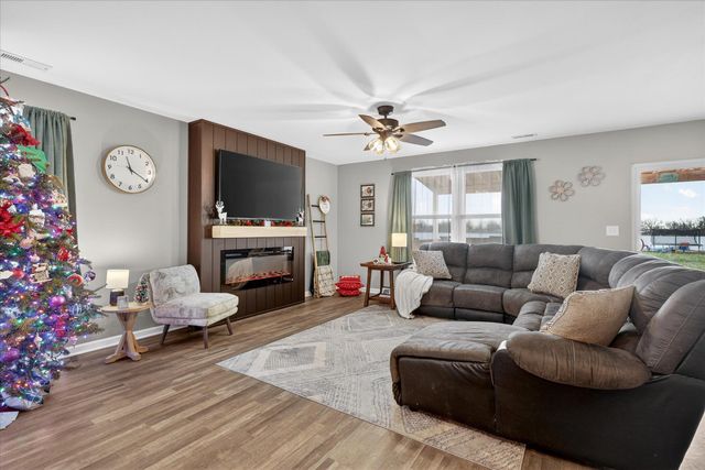 1060 Scipio Drive, La Porte, IN 46350