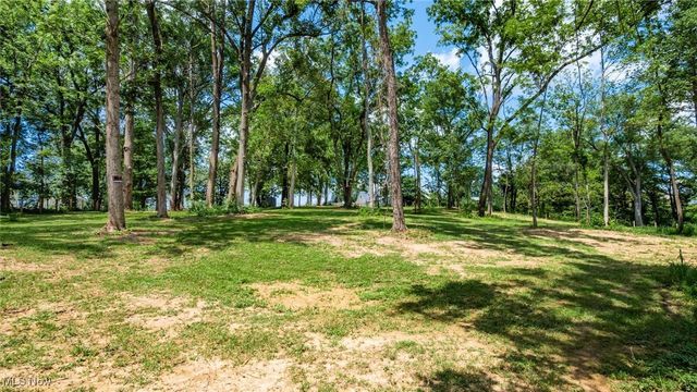 650 Pleasant Grove Road, Zanesville, OH 43701