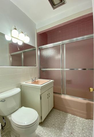 144 Ellison Park 1, Waltham, MA 02452