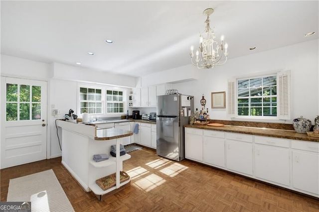 4715 Ridgeview Road, Dunwoody, GA 30338