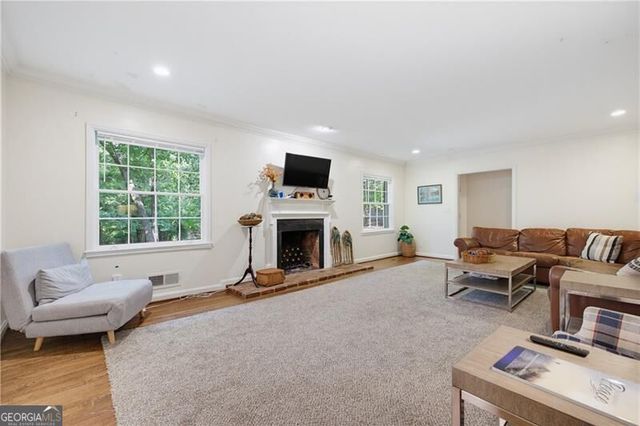 4715 Ridgeview Road, Dunwoody, GA 30338