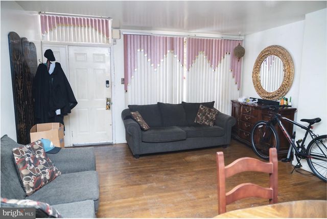 6021 CHESTNUT ST, Philadelphia, PA 19139