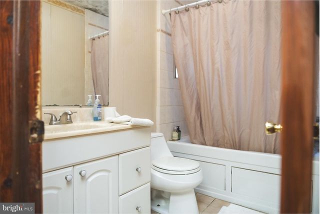 6021 CHESTNUT ST, Philadelphia, PA 19139