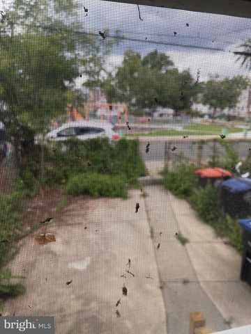 1220 W 9TH ST, Chester, PA 19013