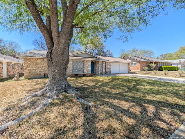 4910 El Presidio Dr., San Antonio, TX 78233