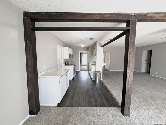 4910 El Presidio Dr., San Antonio, TX 78233