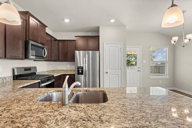802 Legrand Street, Brenham, TX 77833