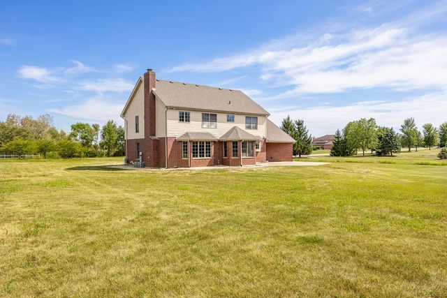 24340 S Pine Ridge Drive, Monee, IL 60449